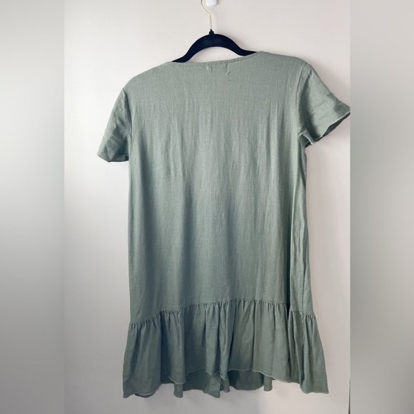 Showpo Women's Button Up V-Neck Ruffled Hem Casual T-Shirt Dress Size 6 - Picture 3 of 9